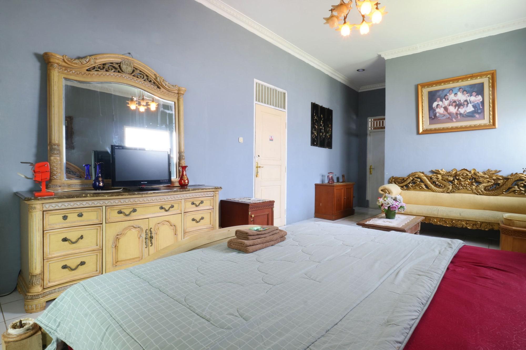 วิลลา ศรีมางันตี Hotel จาการ์ตา ภายนอก รูปภาพ